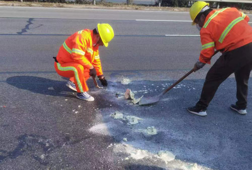 钟山公路下沉注浆加固